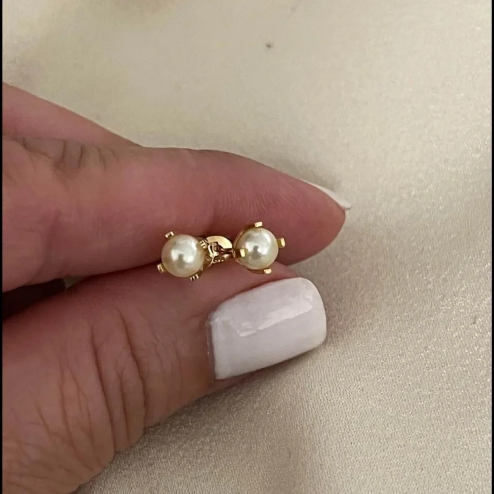 18k Gold Filled Pearl Girls Stud Earrings